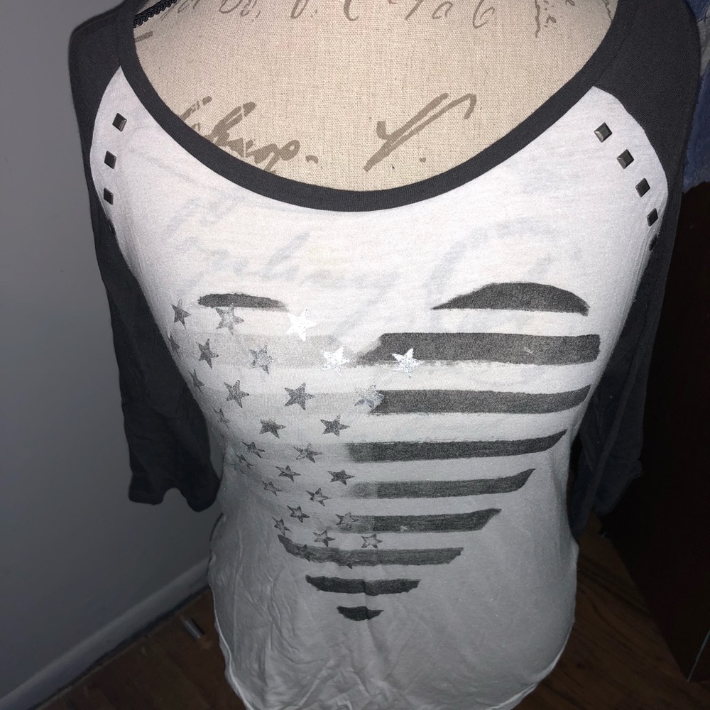Express heart tee